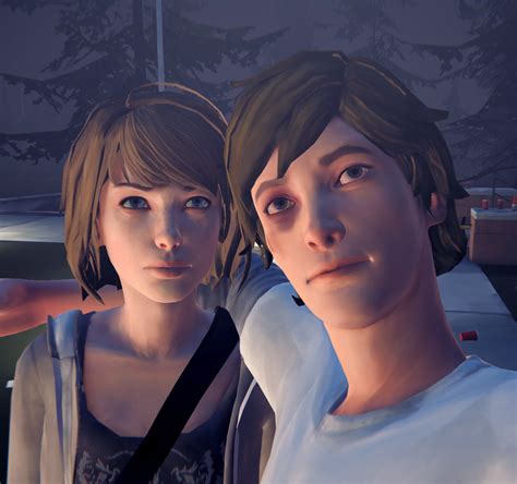 kiss chloe life is strange|why did max ignore chloe.